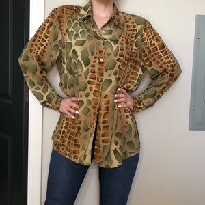 Vintage Giraffe 🦒 Print Blouse
